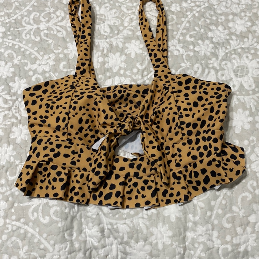 Small cheetah print swimsuit top